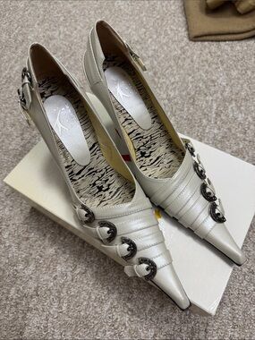 Limited edition Italy made Women's Pointed Toe Buckle Pumps in Ivory